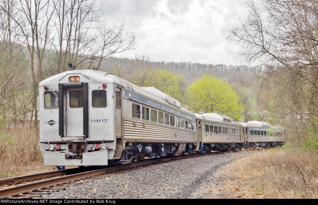 The RDC's on the west leg of the wye at Mill Creek Junction